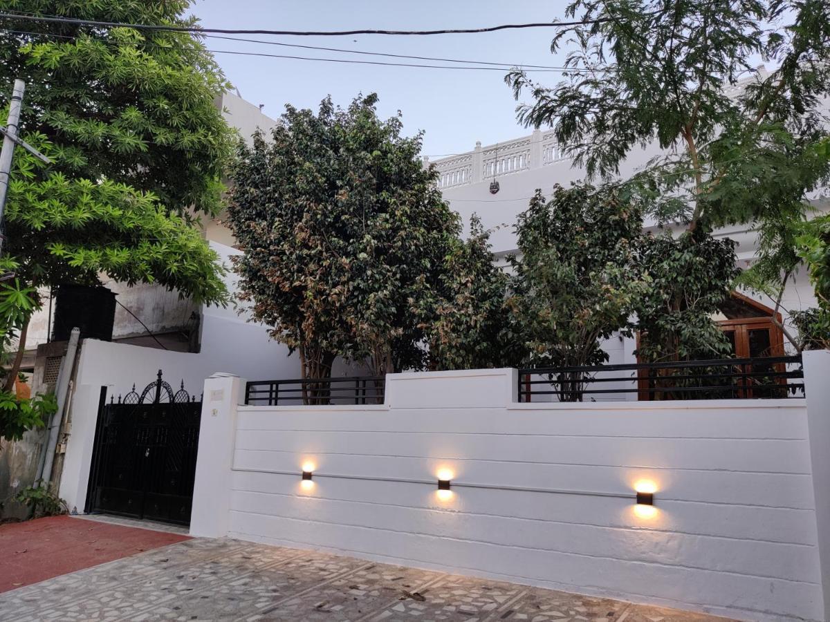 The Karauli Villa By Le Pension Stays Τζαϊπούρ Εξωτερικό φωτογραφία